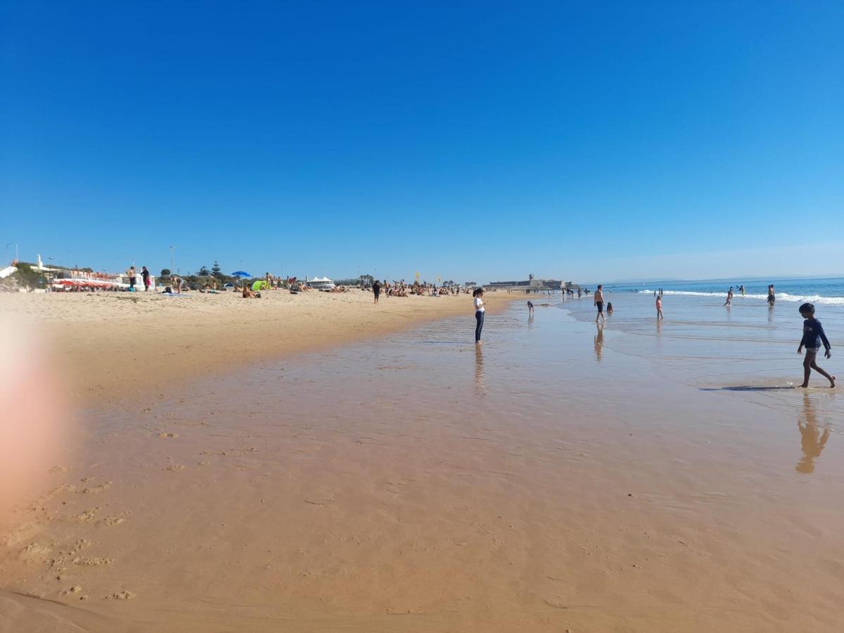 Carcavelos Surf Beach House ภายนอก รูปภาพ
